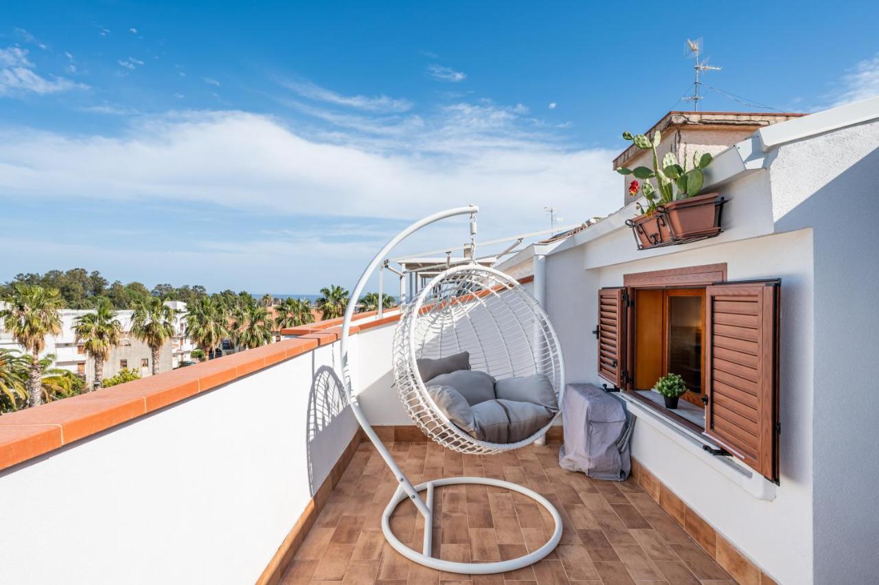Appartement Naxos Charming Penthouse With Swimming Pool X6 à Giardini-Naxos Extérieur photo